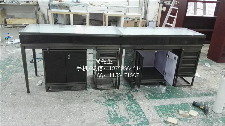珠宝展示柜制作.jpg