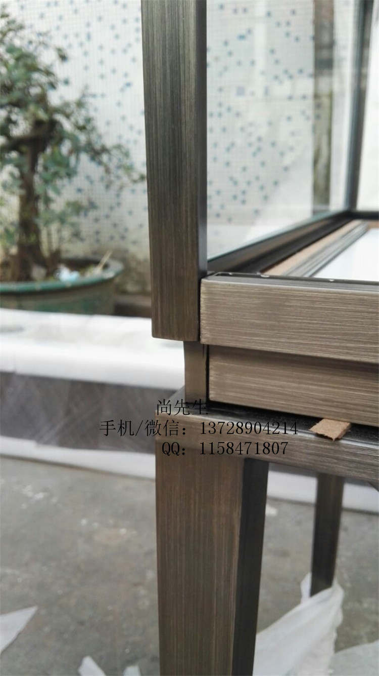 不锈钢珠宝展示柜.jpg