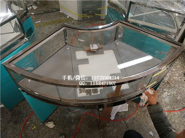 不锈钢珠宝展柜制作.jpg