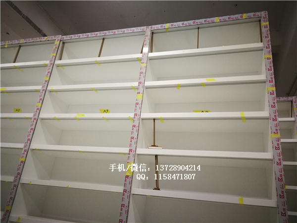 木质烤漆展示柜.jpg
