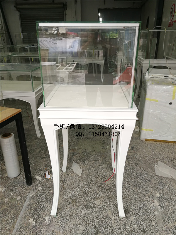 木制珠宝展示柜.jpg
