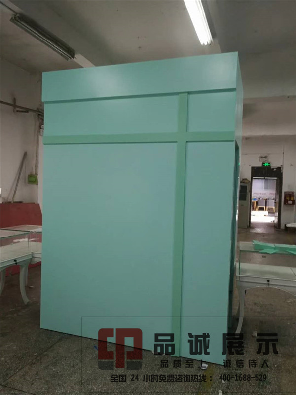 珠宝烤漆展柜定做.jpg 珠宝烤漆展柜定做.jpg