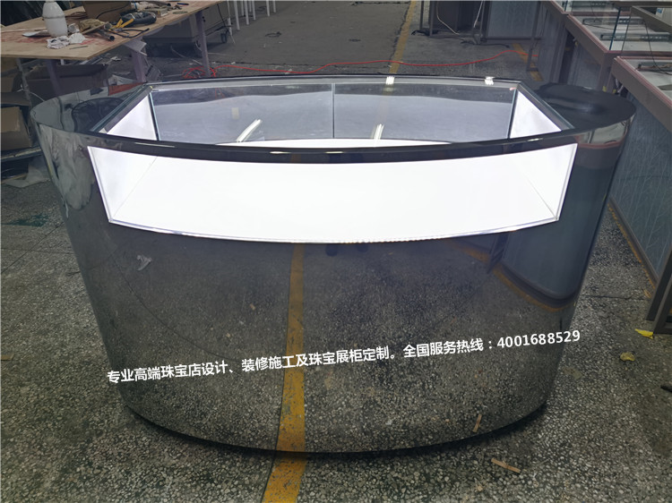 高端珠宝展示柜.jpg