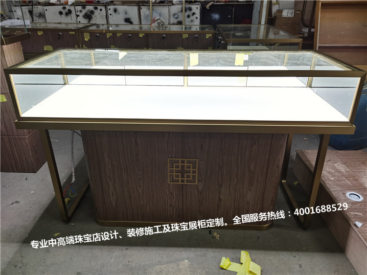 玉器珠宝展示柜.jpg