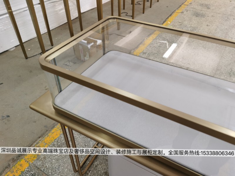 深圳品诚展示珠宝展示柜定制、设计效果图5_副本.jpg