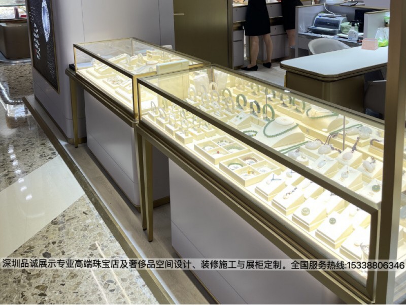 深圳品诚展示珠宝展柜设计效果3_副本.jpg