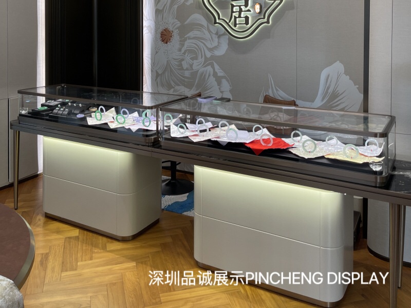 江门珠宝展柜定做，深圳品诚.jpg