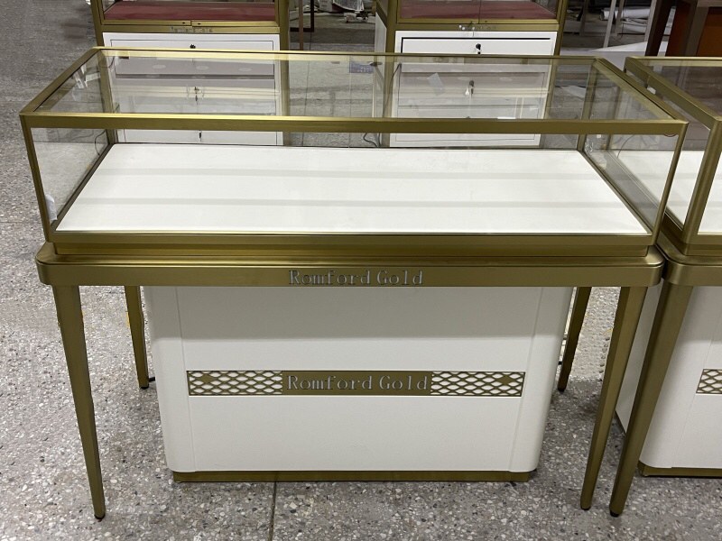 英国珠宝展柜
